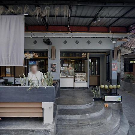 Cempaka 3 Losmen Kuta Lombok Exterior foto