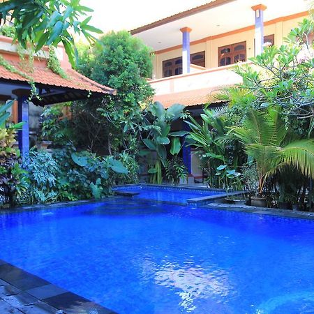 Cempaka 3 Losmen Kuta Lombok Exterior foto