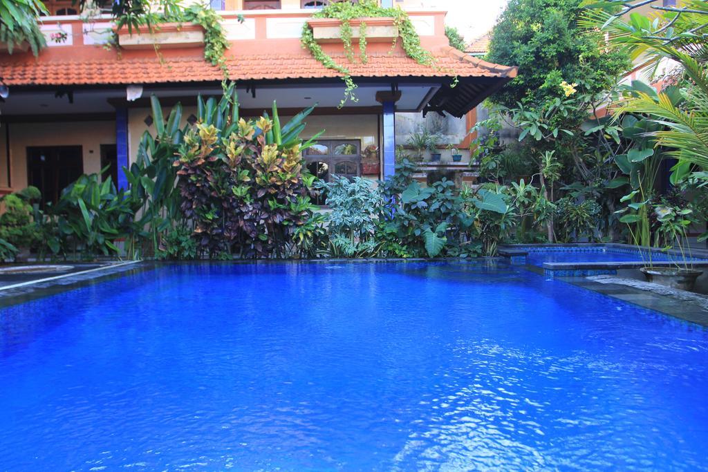 Cempaka 3 Losmen Kuta Lombok Exterior foto