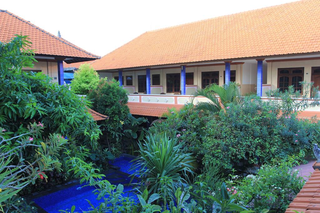 Cempaka 3 Losmen Kuta Lombok Exterior foto