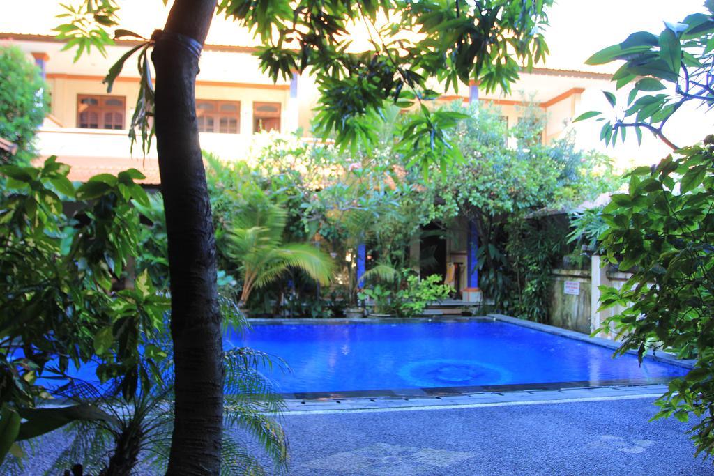 Cempaka 3 Losmen Kuta Lombok Exterior foto